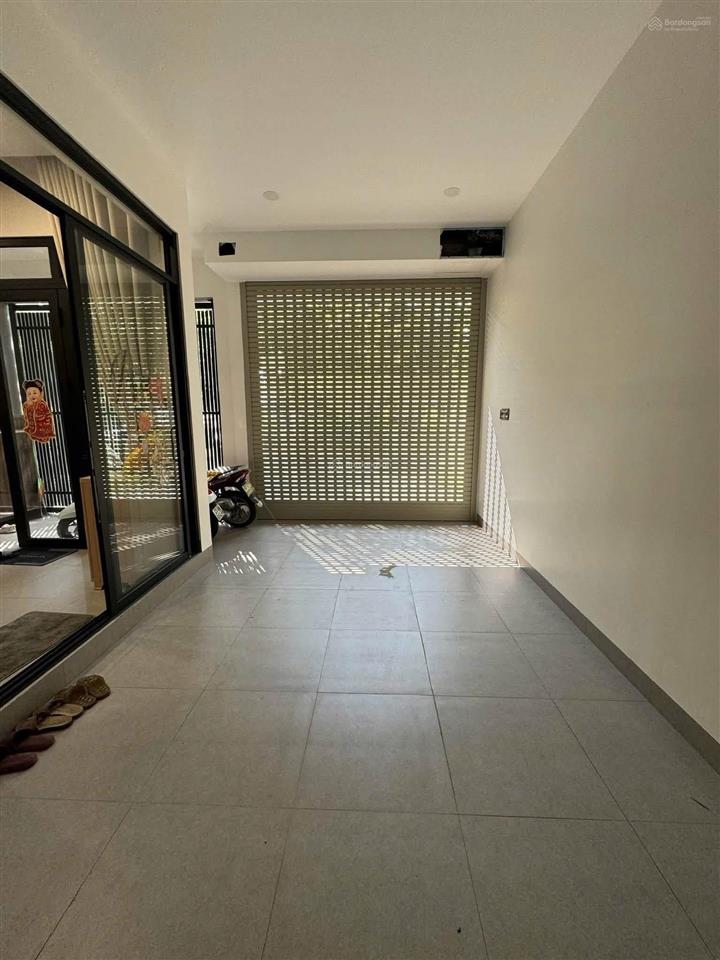 Cho thuê nhà kdc phú hoà 1, thủ dầu một  diện tích 7x16m, 1 trệt 1 lầu  gồm 3 phòng ngủ, 3 wc
