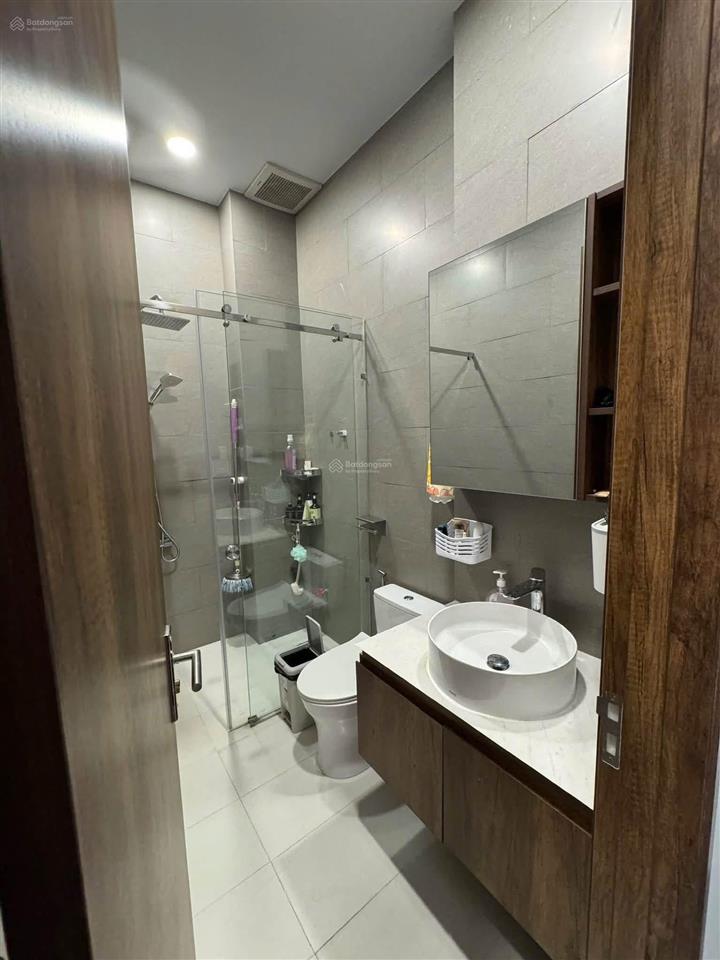Cho thuê nhà kdc phú hoà 1, thủ dầu một  diện tích 7x16m, 1 trệt 1 lầu  gồm 3 phòng ngủ, 3 wc