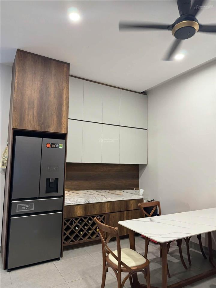 Cho thuê nhà kdc phú hoà 1, thủ dầu một  diện tích 7x16m, 1 trệt 1 lầu  gồm 3 phòng ngủ, 3 wc