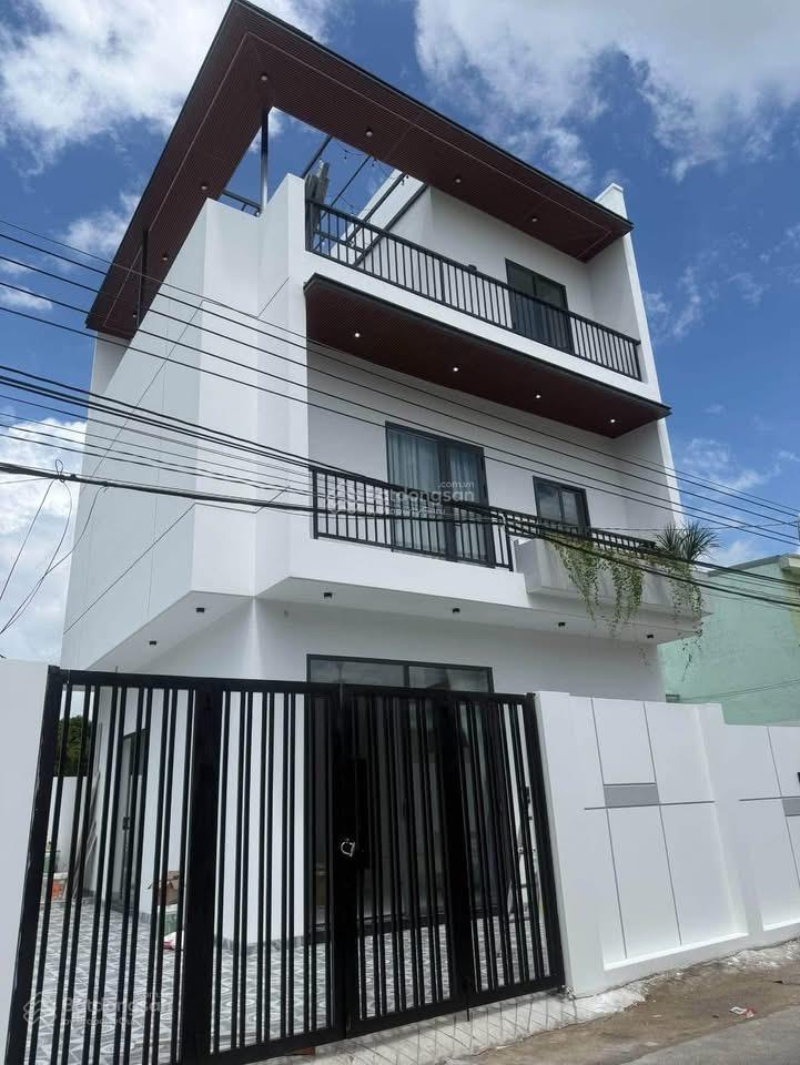Bán nhà mặt tiền đường dx 24 phường bình dương