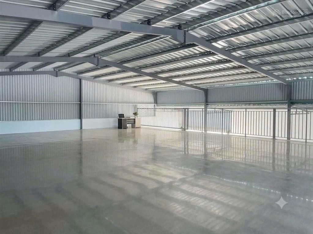Cho thuê kho 600m2 tp mới, bình dương