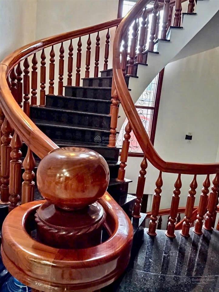 Cho thuê biệt thự đường nguyễn đức thuận, hiệp thành, thủ dầu một
