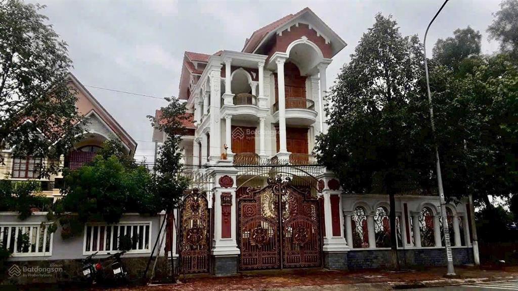 Cho thuê biệt thự đường nguyễn đức thuận, hiệp thành, thủ dầu một