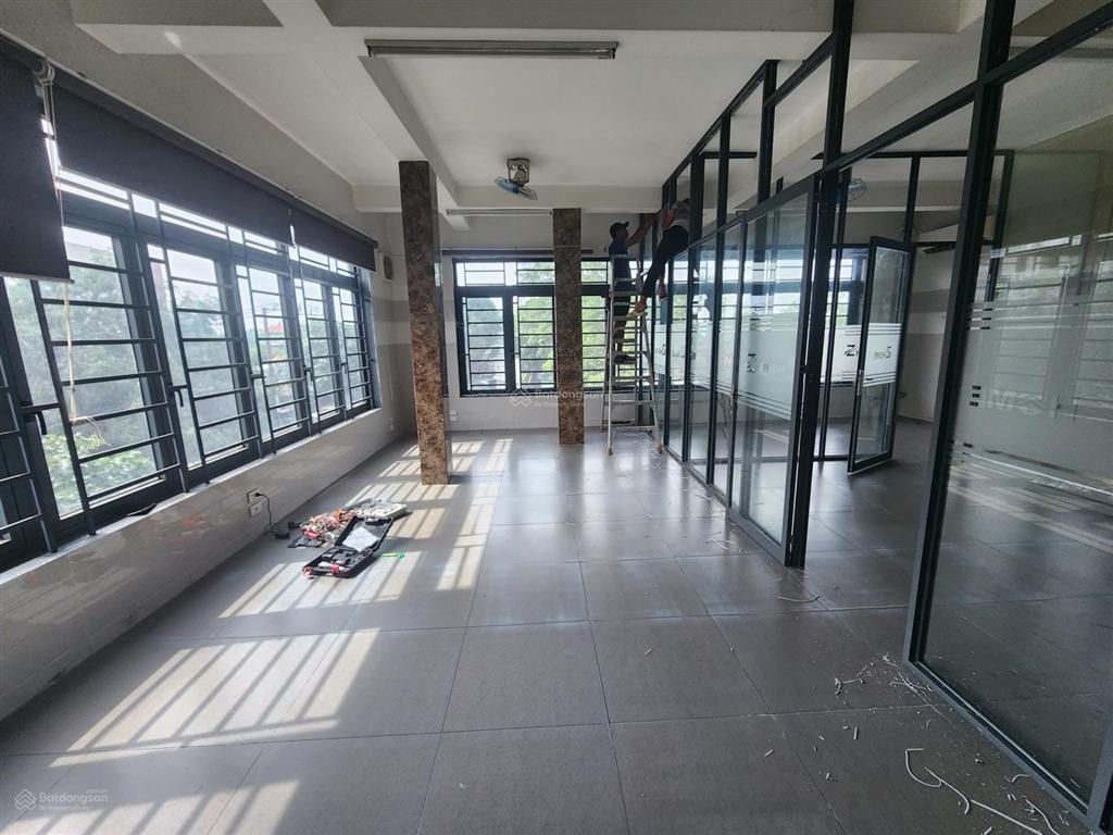 Cho thuê căn góc 2 mặt tiền sau đại học bình dương  hiệp thành  thủ dầu một