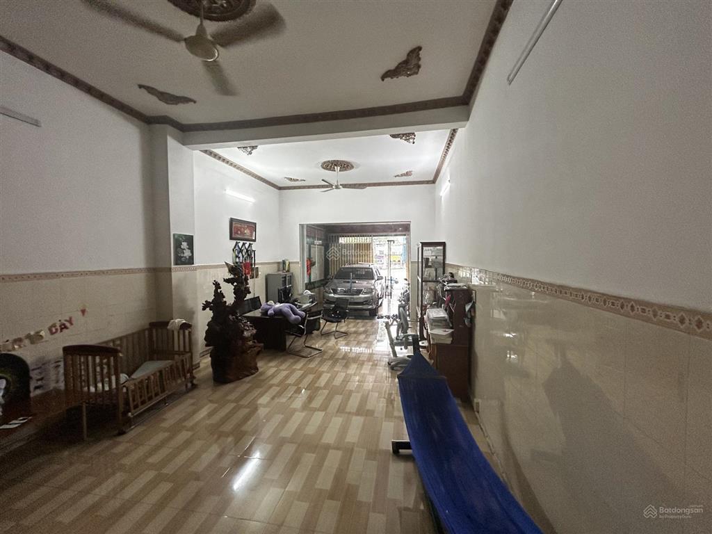 Cho thuê mặt bằng ne8 bến cát, mỹ phước, bến cát  diện tích 10x30m sàn 850m2 vị trí kinh doanh vip