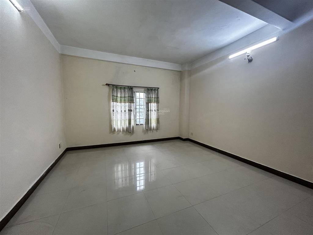 Cho thuê mặt bằng ne8 bến cát, mỹ phước, bến cát  diện tích 10x30m sàn 850m2 vị trí kinh doanh vip