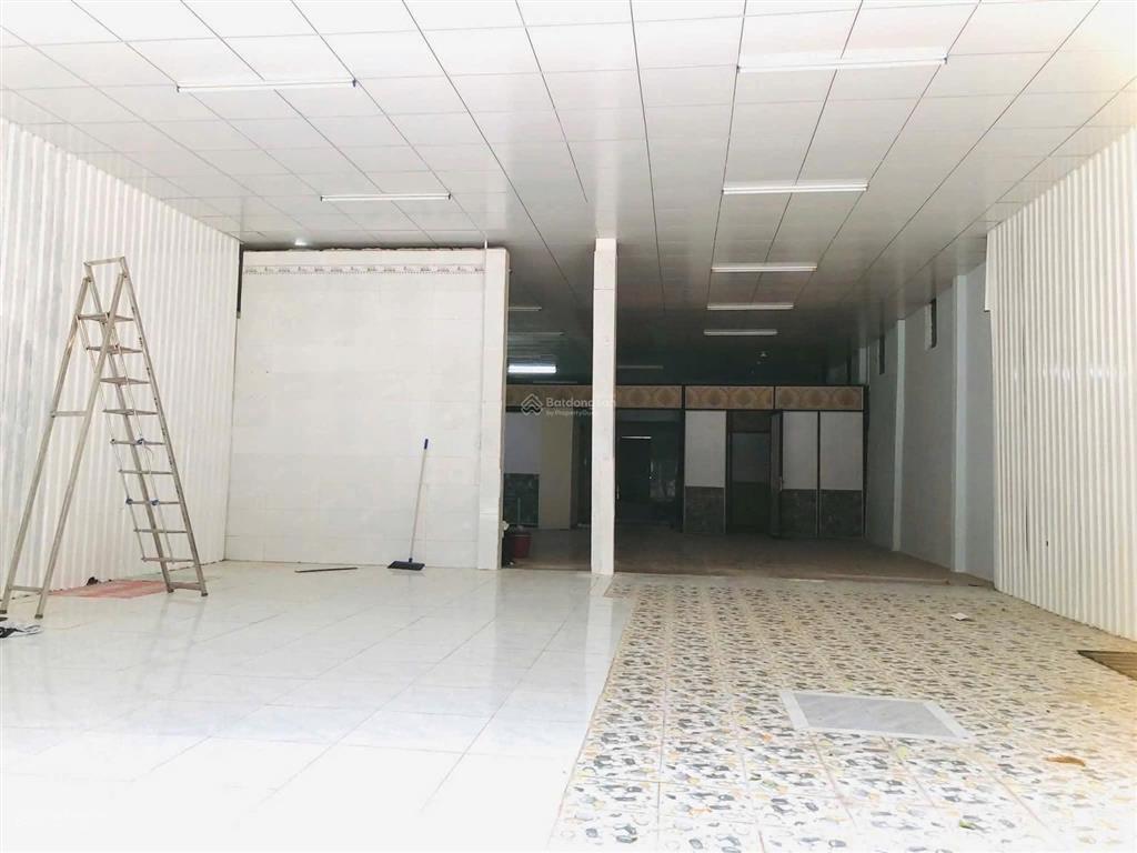 Cho thuê mặt bằng gần sân banh gò đậu, phú thọ, thủ dầu một  bình dương  diện tích 9 x 30 (vừa)