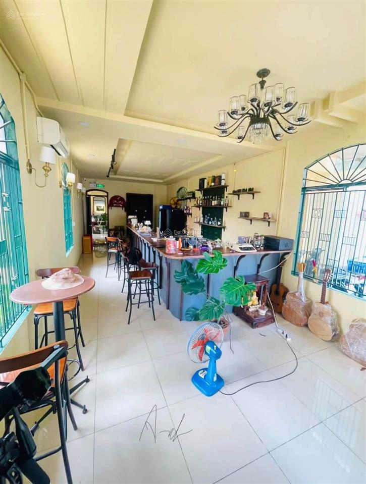 Cho thuê căn góc trung tâm chánh nghĩa 18 triệu  căn góc 2 mặt tiền
 dt 12m28m, tổng 320m
 tk