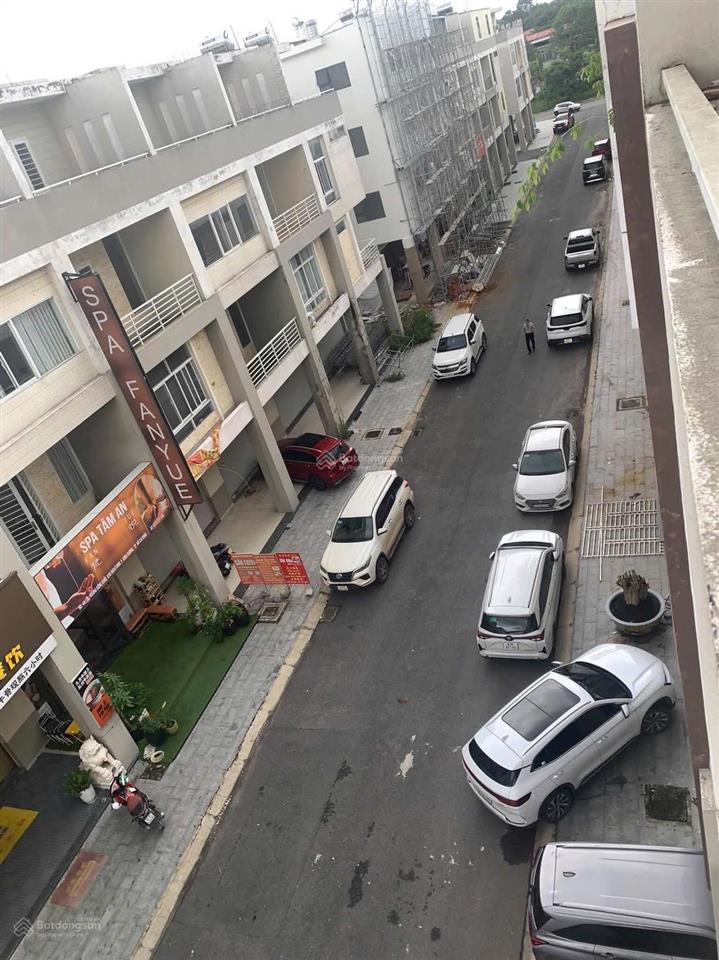 Cho thuê nhà nguyên căn khu rich town, tp. hồ chí minh
địa chỉ nhanh đường đồng khởi, phường hòa
