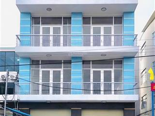 Cho thuê nhà mặt tiền phú lợi, thủ dầu một  diện tích 9x20
 thiết kế  1 trệt 3 lầu mỗi tầng th