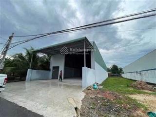 Cho thuê kho xưởng phú chánh tp mới bình dương. cần kho diện tích rộng đường container có