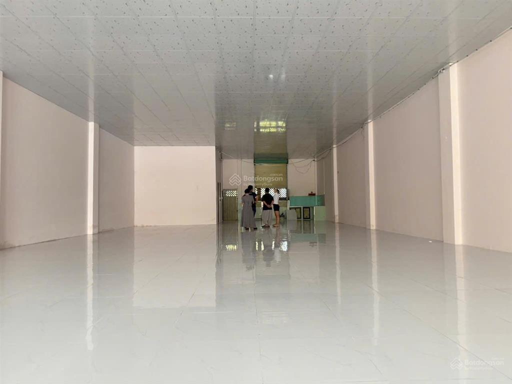 Cho thuê mặt bằng vip trung tâm thủ dầu một  bình dương  diện tích 10 x 35 (350m2)