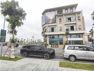 Bích động lakeside ra bảng hàng ngoại giao, sẵn lô đẹp giá tốt cho nđt