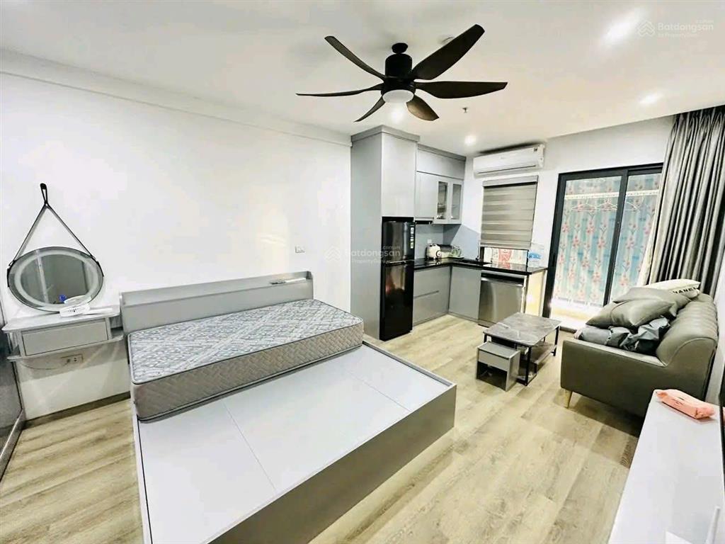 Cho thuê chung cư đủ đồ ở được ngay, hỗ trợ làm tạm trú