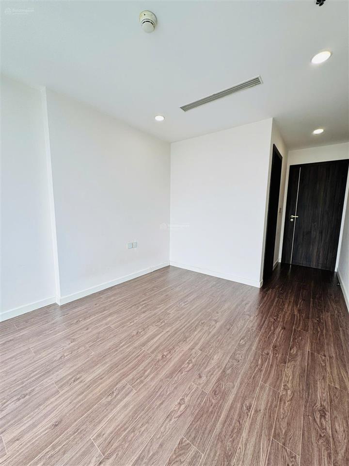 Bán gấp căn hộ 2pn 2wc 75m² giá 5 tỷ 800 sunshine sky city liền kề pmh