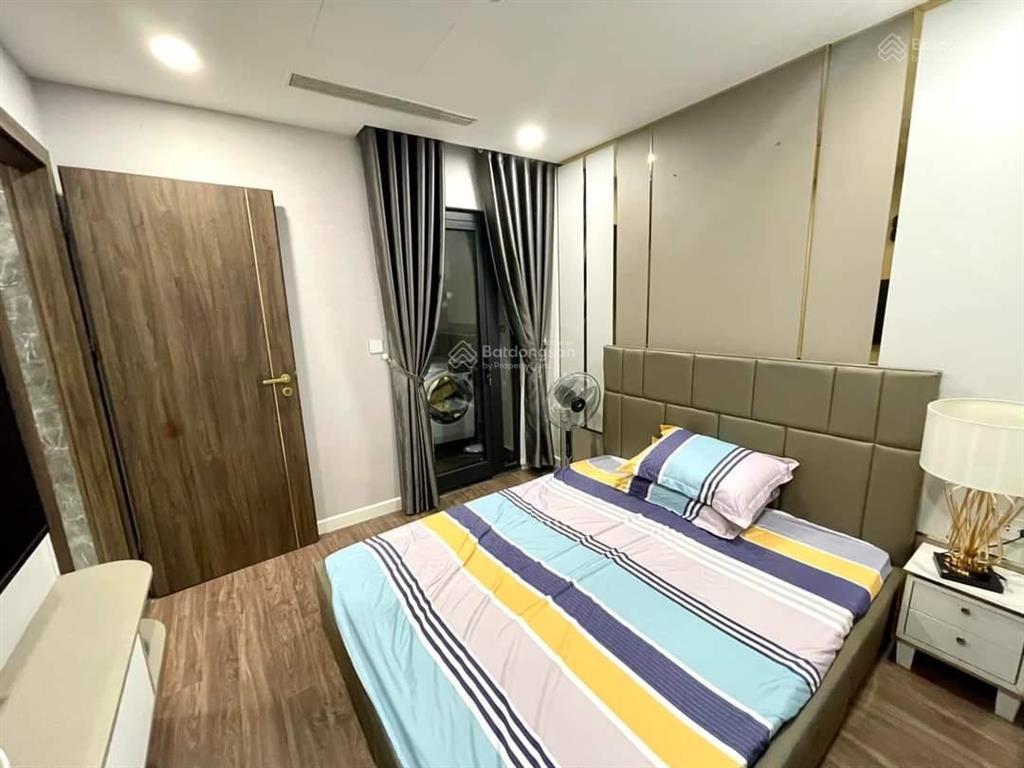 Bán gấp căn văn phòng đa năng 2pn giá 4tỷ200 sunshine liền kề phú mỹ hưng giá tốt