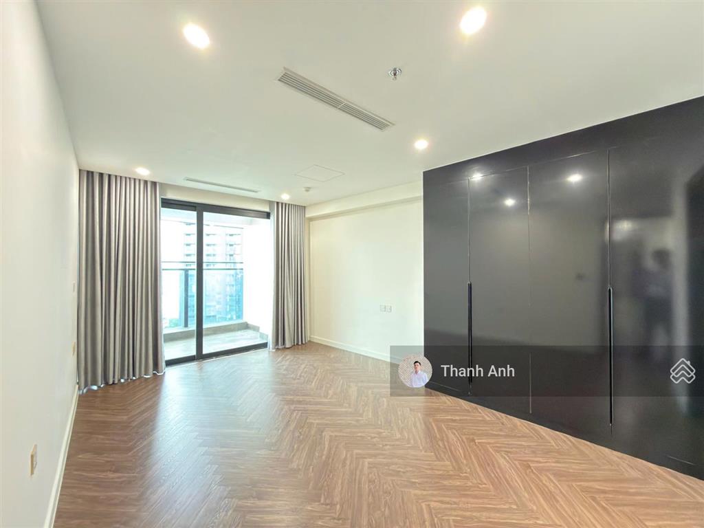 Cho thuê căn hộ view landmark 2pn+2wc 138m2 giá tốt