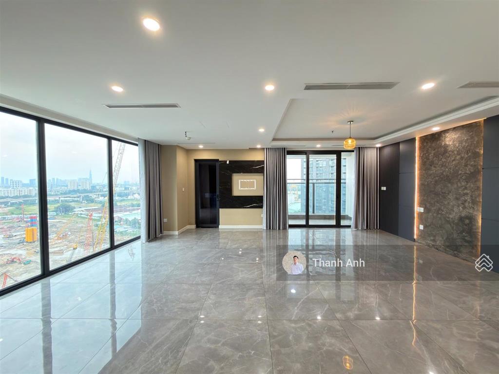 Cho thuê căn hộ view landmark 2pn+2wc 138m2 giá tốt