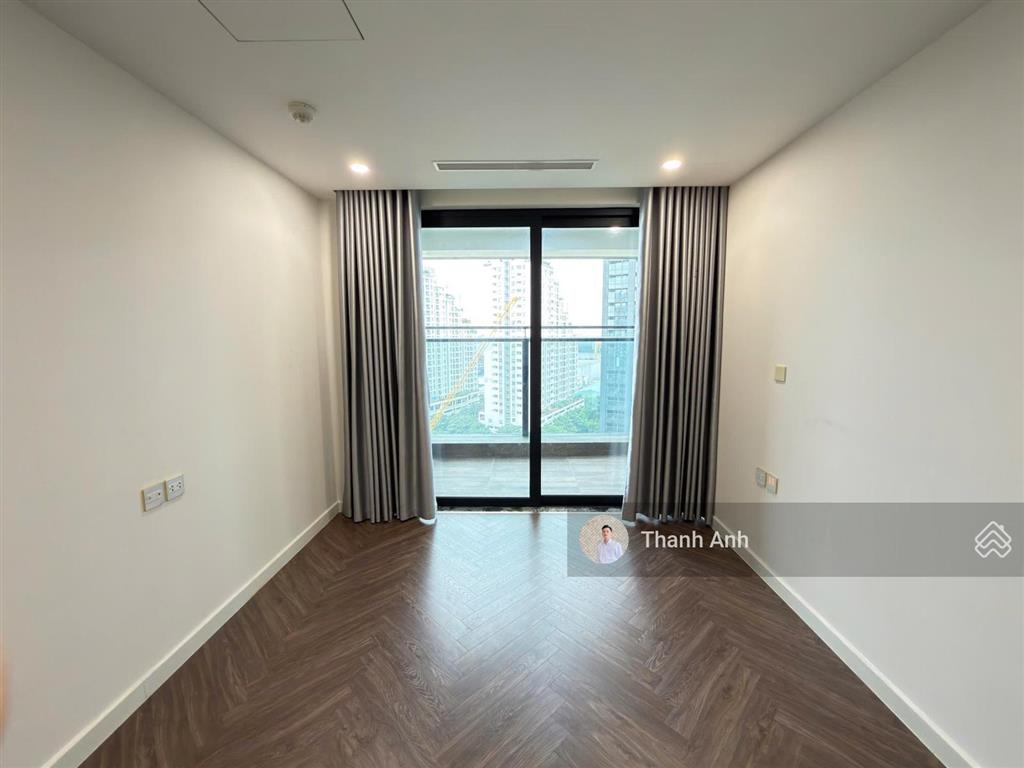 Cho thuê căn hộ view landmark 2pn+2wc 138m2 giá tốt