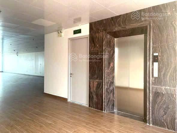 Cho thuê sàn văn phòng 200m2 mặt đường quang trung, uông bí
