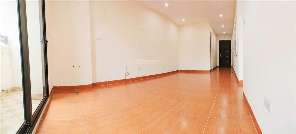 Chính chủ bán căn hộ chung cư hồng hà 89 thịnh liệt ,sổ đỏ lâu dài