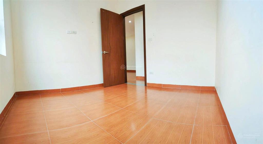 Chính chủ bán căn hộ chung cư hồng hà 89 thịnh liệt ,sổ đỏ lâu dài