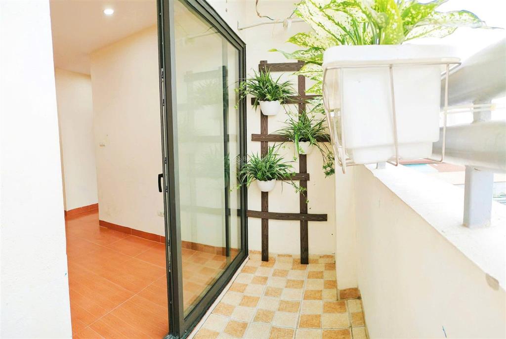 Chính chủ bán căn hộ chung cư hồng hà 89 thịnh liệt ,sổ đỏ lâu dài