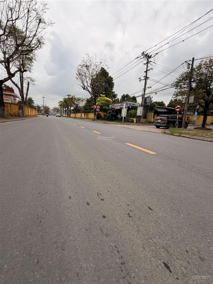 Bán đất đường lê trọng tấn, 5,5 tỷ, 100m2, đất thổ cư, pháp lý đầy đủ, đẹp, nhiều tiện ích