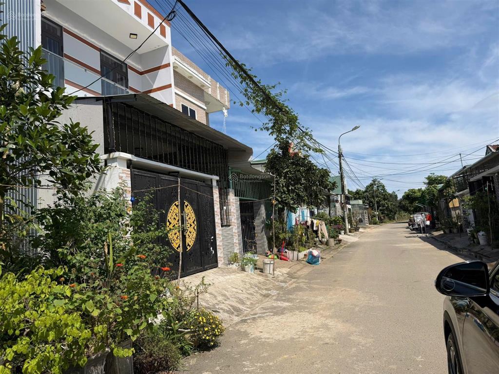 Bán đất đẹp tái định cư hòa ninh 1xã hòa ninhhòa vangđà nẵng. dt. 100m2. đường 5m5. giá 2,1 tỷ
