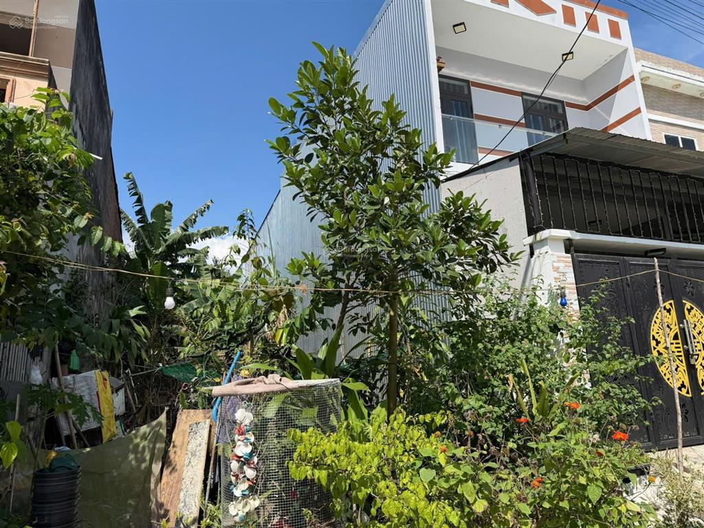 Bán đất đẹp tái định cư hòa ninh 1xã hòa ninhhòa vangđà nẵng. dt. 100m2. đường 5m5. giá 2,1 tỷ