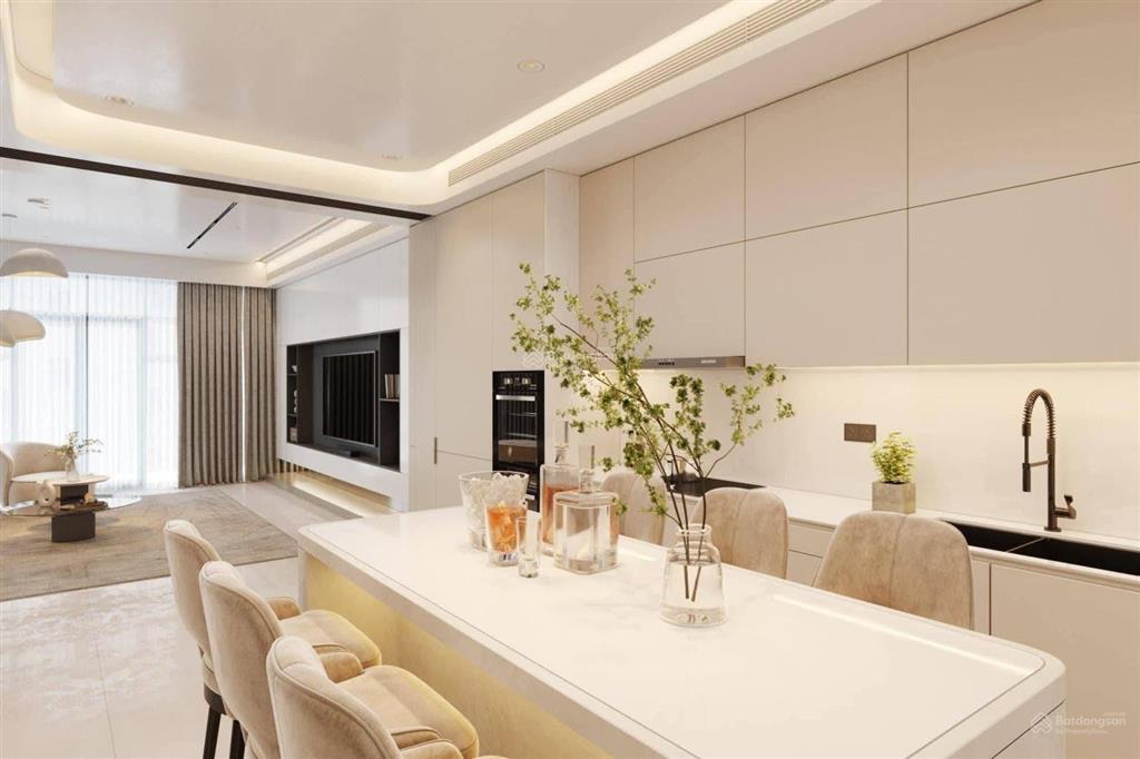 Cần bán gấp căn hộ 120m trung hòa nhân chính (n4d)
