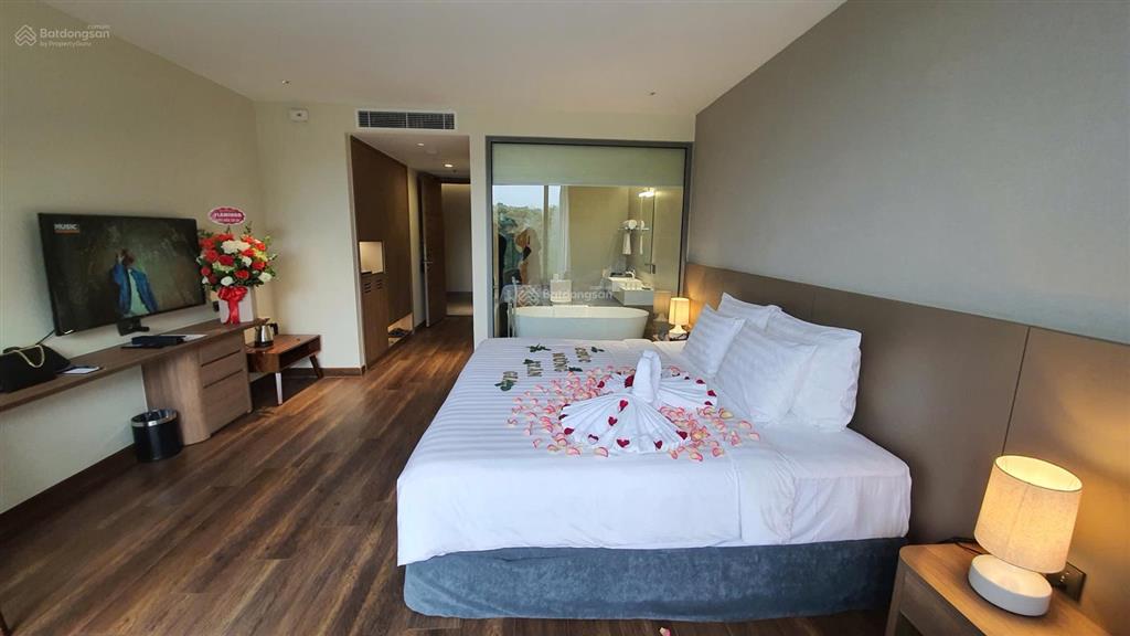 Cần bán căn tòa h3 (tòa giữa)  flamingo cát bà beach resort