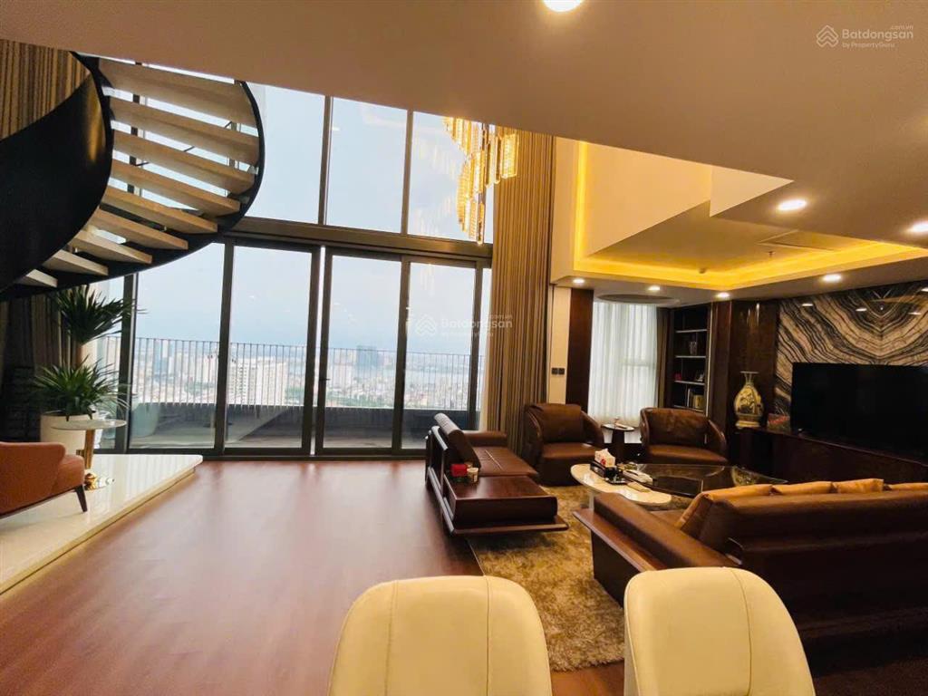 Bán penhouse và quỹ căn chuyển nhượng.