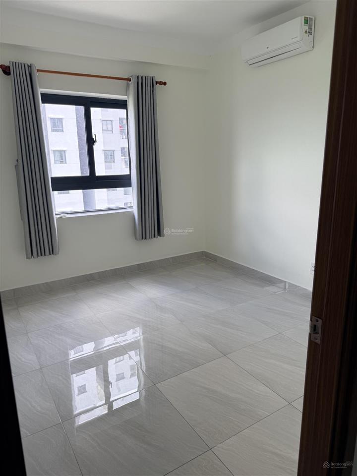 Gia đình có việc nên cần bán căn 2pn 2wc, nhà mới, tầng đẹp sổ hồng sẵn,  xem nhà
