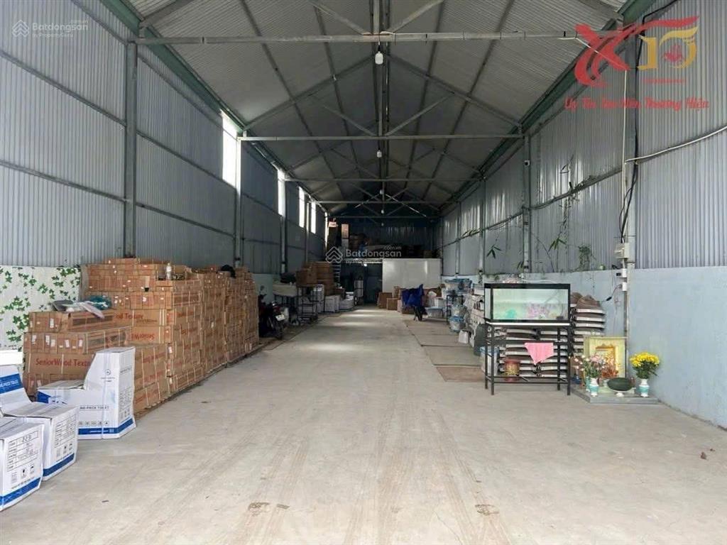 Cho thuê xưởng 300m2 mặt tiền đường 768b gần đường đồng khởi  14 triệu