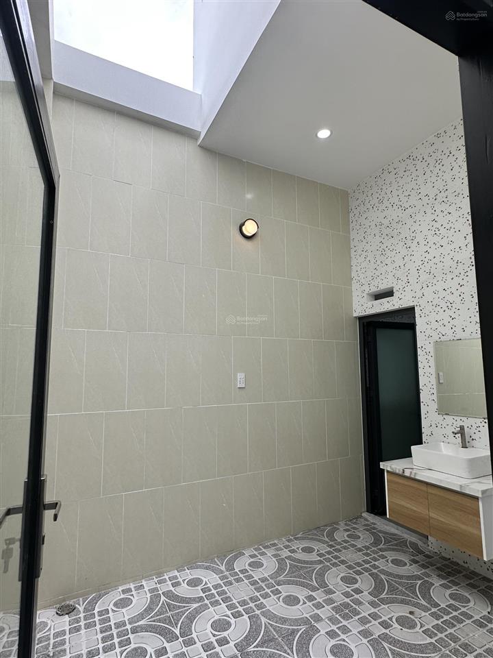 Nhà mtkd đường 10m sổ hồng riêng hoàn công đầy đủ