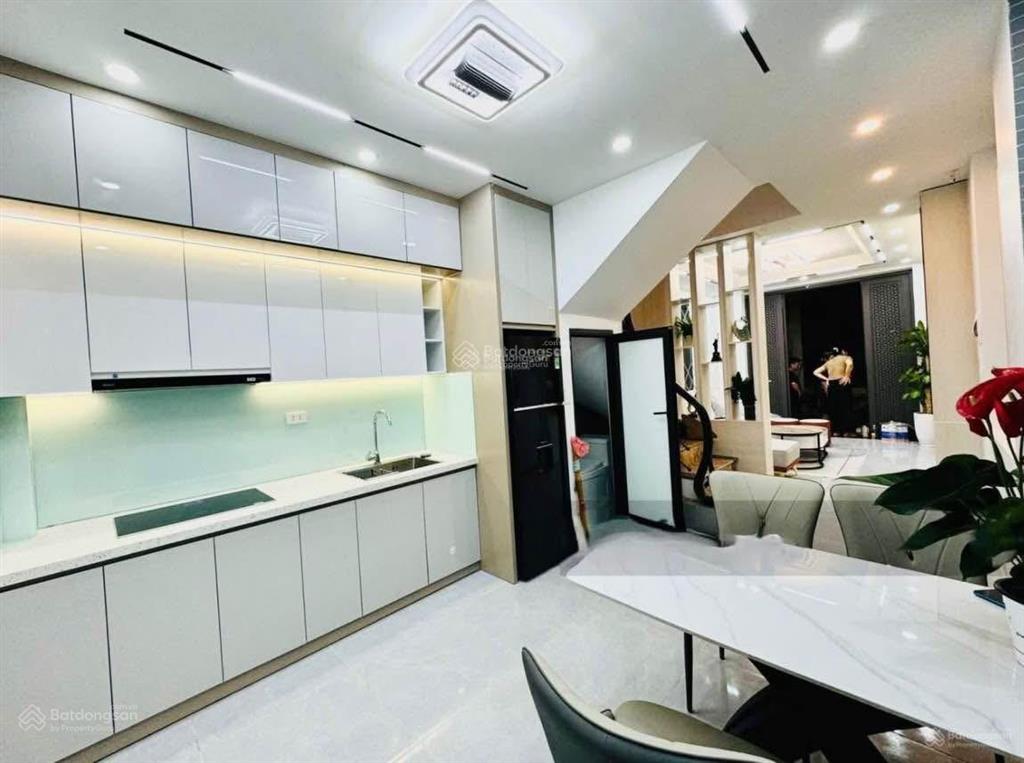 Bán nhà vân canh lô góc mặt ngõ  dân xây chắc chắn  sát vành đai 3.5 . 42m 4 tầng giá tốt.