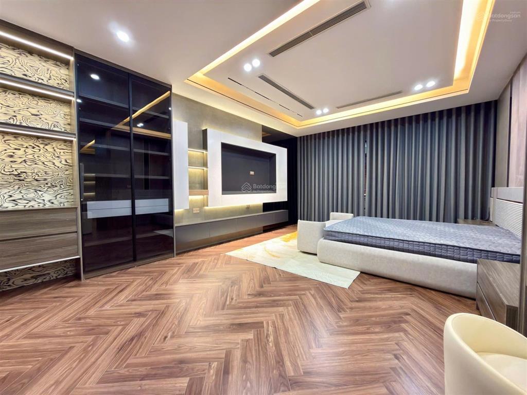 Bán nhà xây mới khu vực gia thụy  nguyễn văn cừ  bồ đề  long biên
