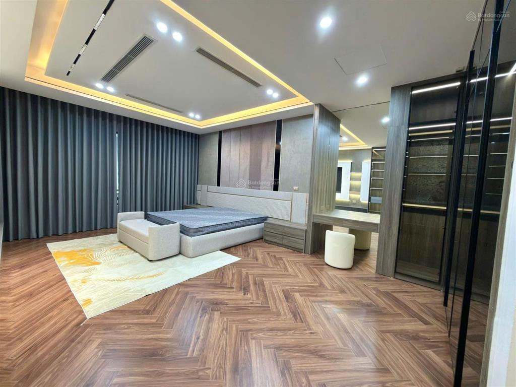 Bán nhà xây mới khu vực gia thụy  nguyễn văn cừ  bồ đề  long biên