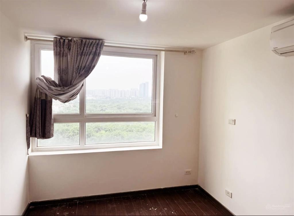 Chính chủ cần bán căn hộ chung cư ecopark, văn giang, hưng yên. 92 m2, 3 ngủ, 5,9 tỷ.
