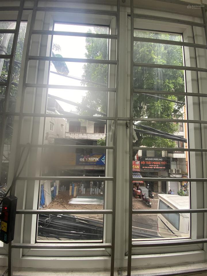 Nhà phố hoàng hoa thám. kinh doanh đỉnh cao. hàng chưa qua đầu tư