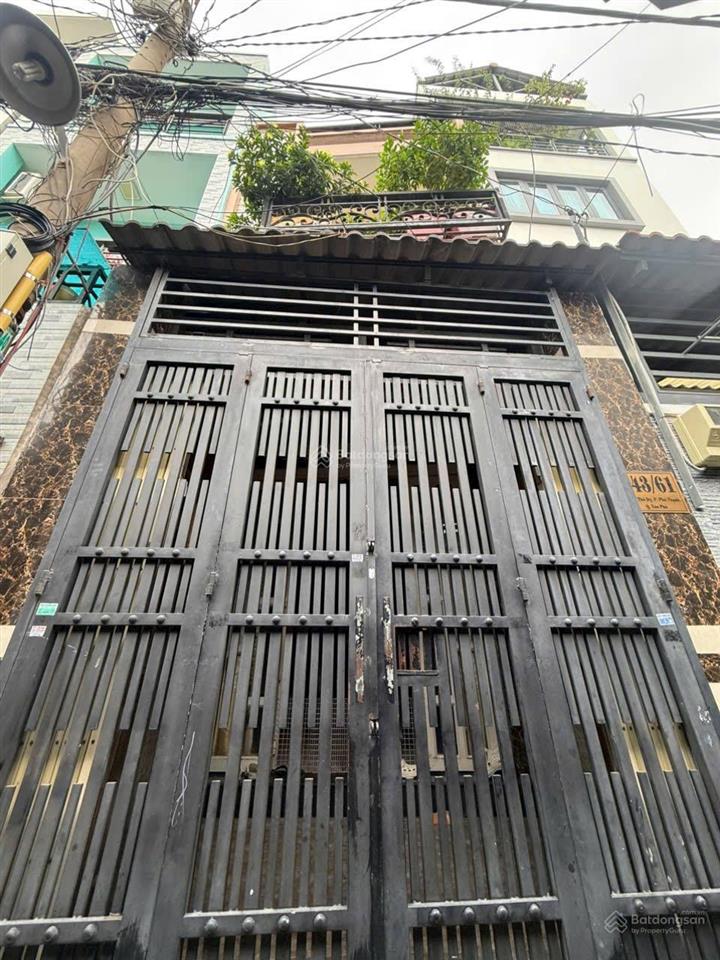 Nhà đẹp tân phú thuận tiện đi lại