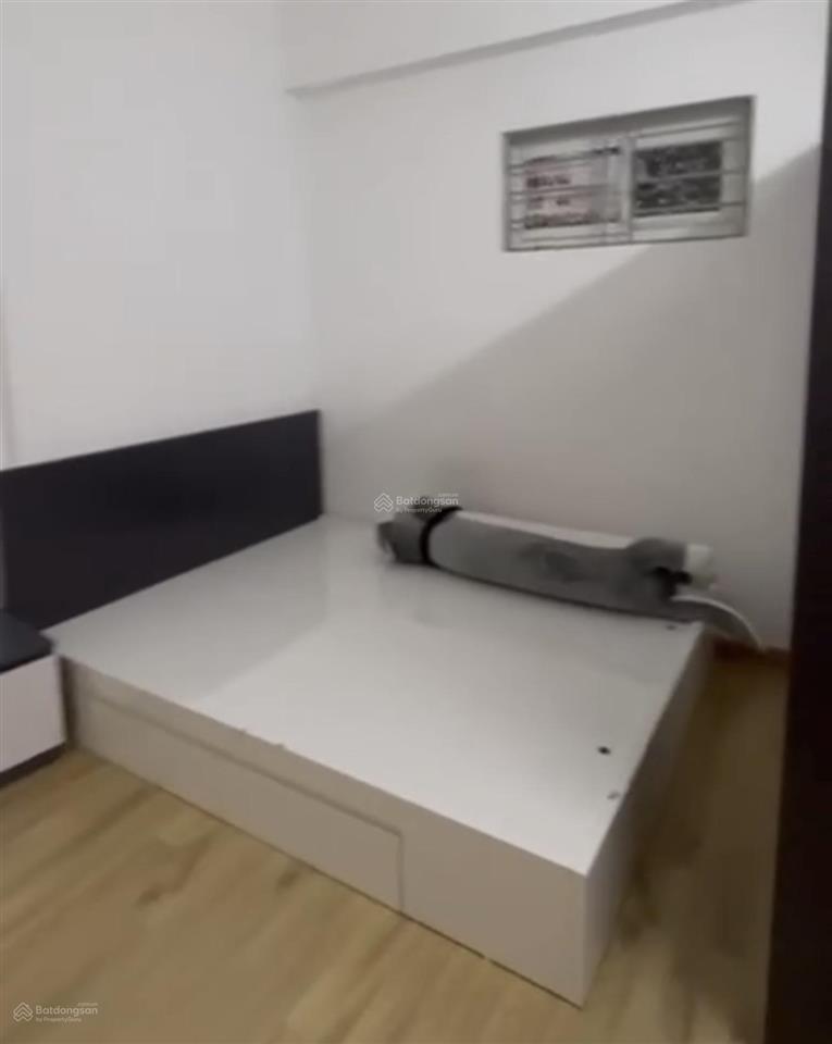 Căn hộ 2 phòng ngủ 2wc view hồ đầy đủ nội thất, giá chỉ 3tỷ170 thu về