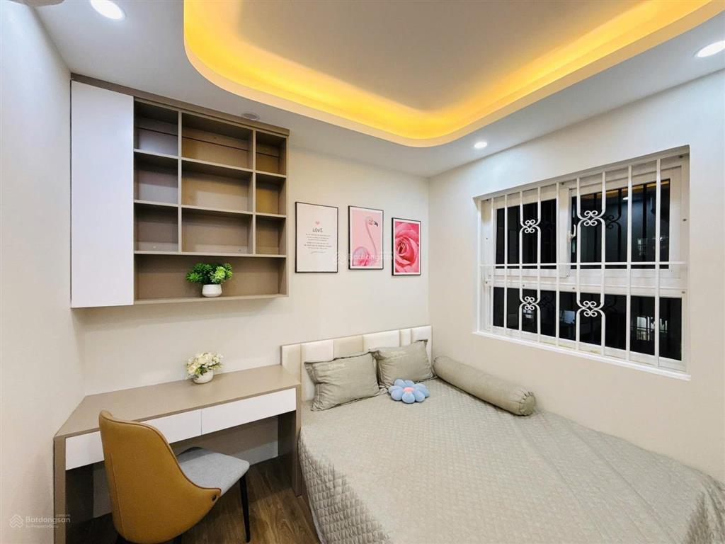 Căn hộ sửa 3 ngủ 3wc ~74m tim tường full nội thất giá 3ty9