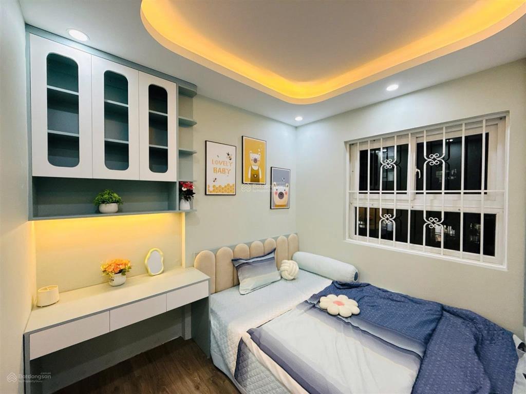 Căn hộ sửa 3 ngủ 3wc ~74m tim tường full nội thất giá 3ty9