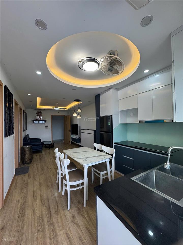 Căn góc 2 ngủ 2wc 67m tim tường full nội thất giá 3ty5xx thu về