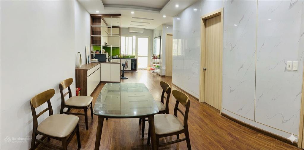 Căn góc 2 ngủ 2wc ~76m tim tường nội thất cơ bản giá chỉ 3ty3xx thu về