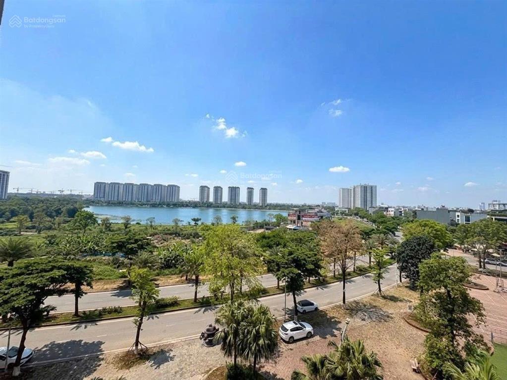 Căn 2 ngủ rộng thoáng view hồ ~77m tim tường giá chỉ 3ty5xx