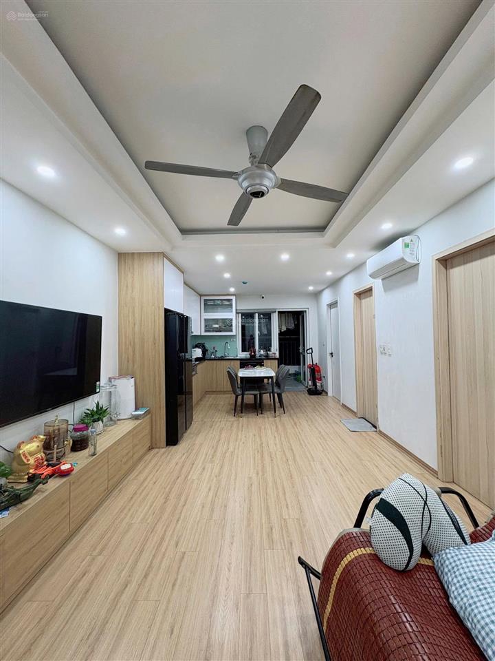 Góc 3 ngủ 2wc ~92m tim tường full nội thất view hồ đẹp giá 4ty5** thu về