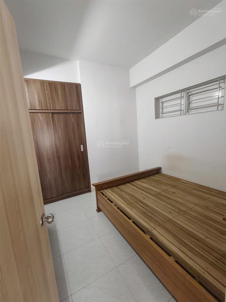 Cho thuê căn hộ 2 ngủ 2wc đầy đủ nội thất cơ bản ở được ngay giá 6,5 triệu